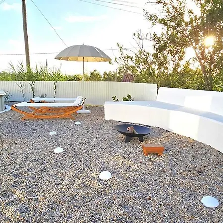 The Good View Retreat - Rediscover The Meaning Of Peace